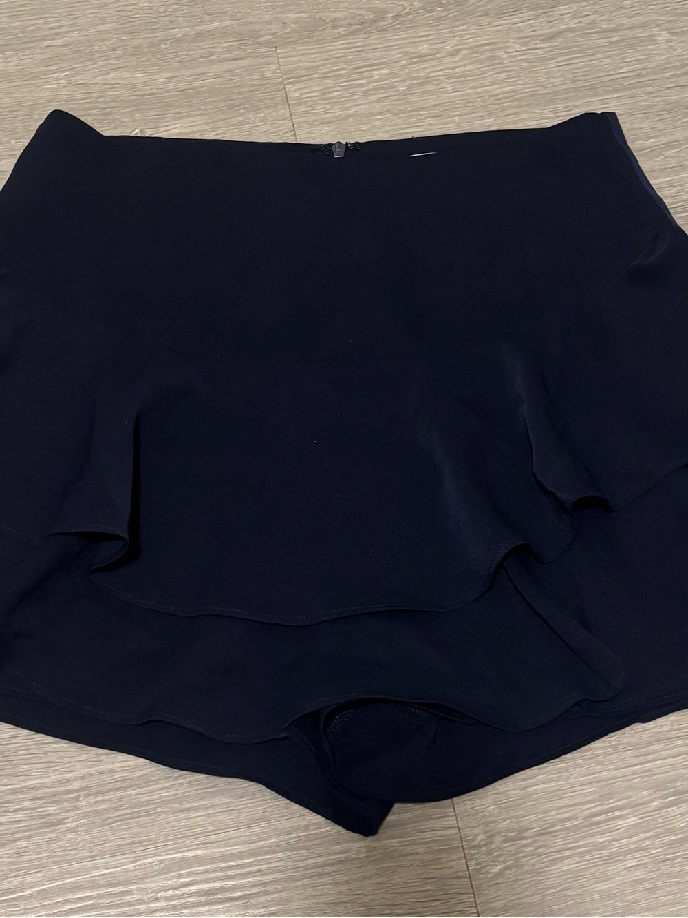 DAVI & DANI Navy Ruffle Skort